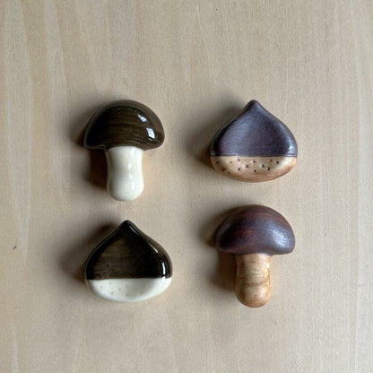 Chestnut chopstick rest detail