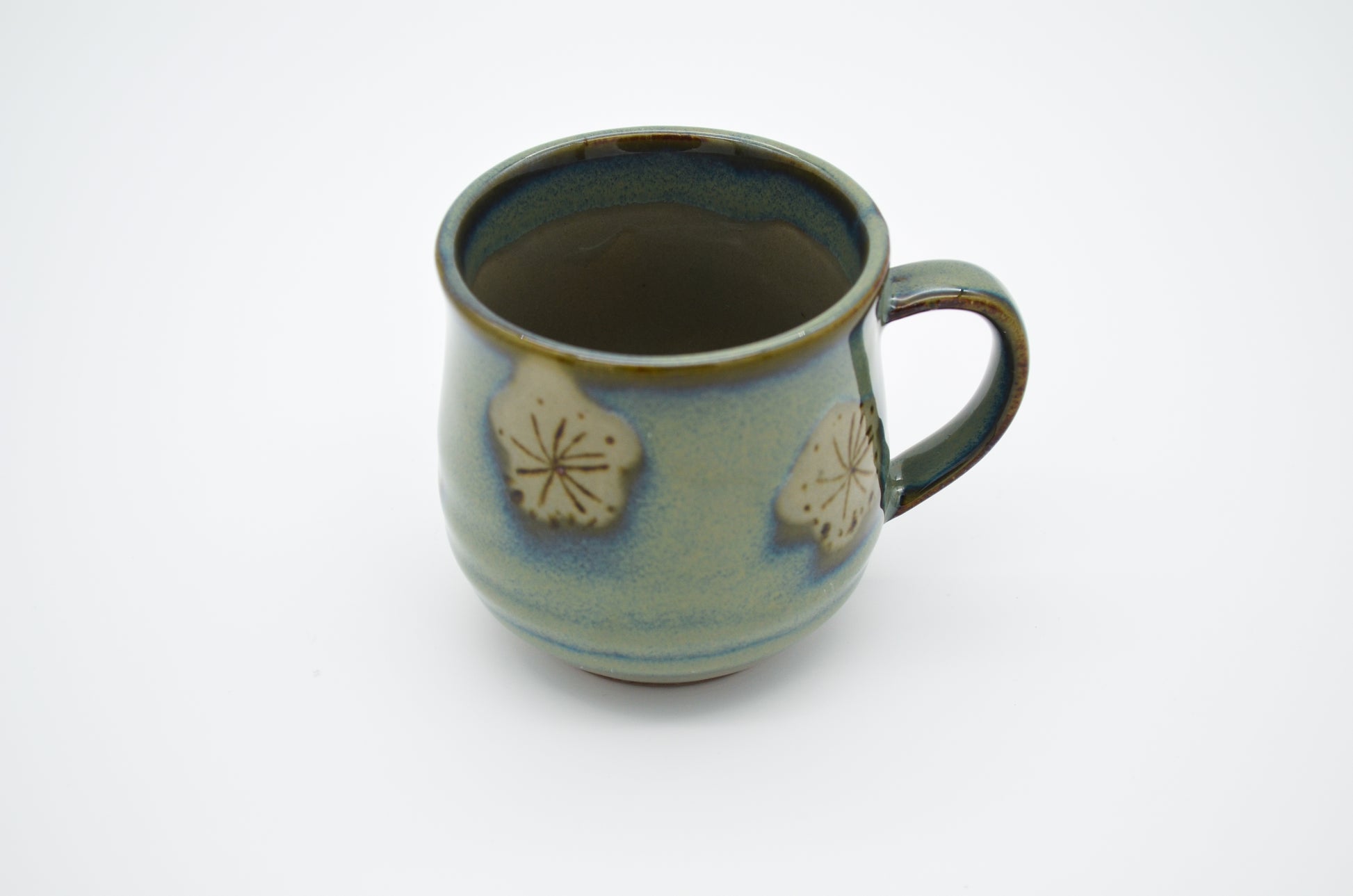 Mug in Green With Leaf & Sakura Flower Design (225ml) - Konbini