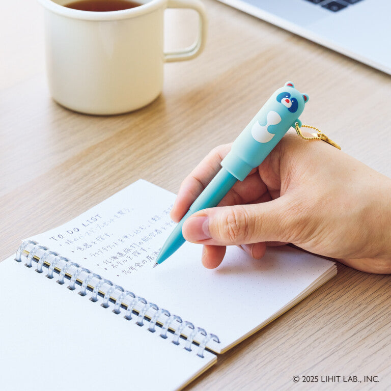 LIHIT LAB PN-200 mini ballpoint pen detail — 0.7mm tip and refillable 4C body