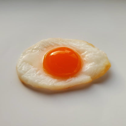 Tsukasa Sample Fried Egg Keyring - Handmade Japanese Food Replica (Shokuhin Sampuru) - Image 2