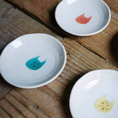 HAREKUTANI Small Plate Set of 4 - Colourful Cat Design - handmade Japanese ceramic