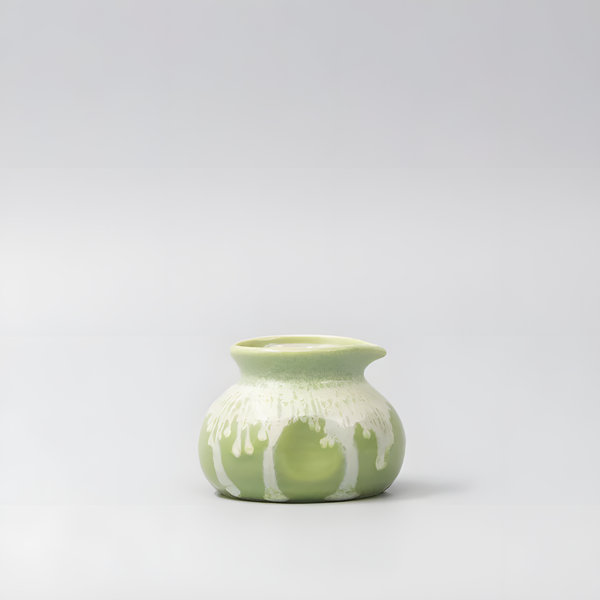 Mino Ware Pourer - Pistachio White Drip Design